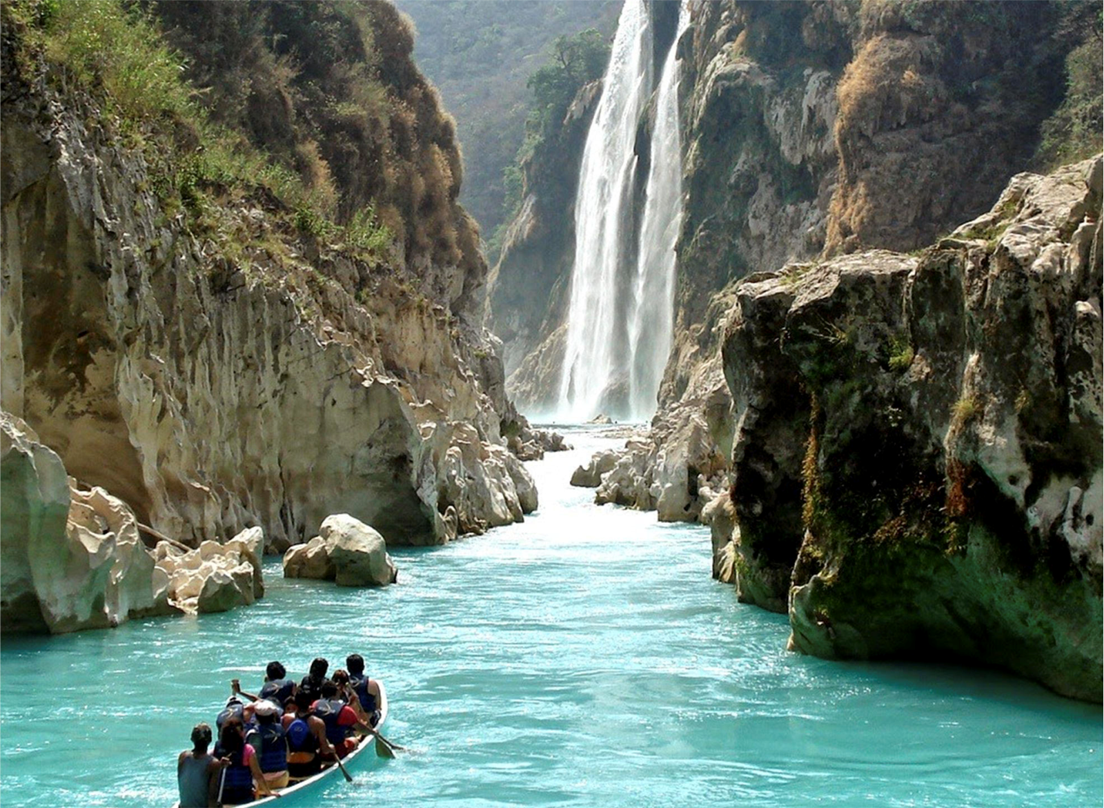 Majestic Chiapas: Culture and Nature