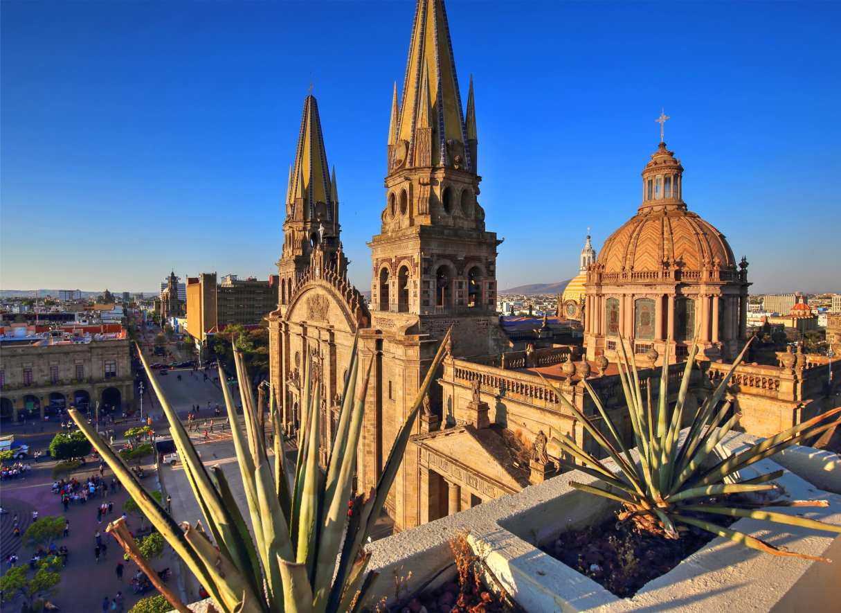 Magical Jalisco: The "Tapatío" Adventure